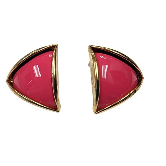 Vintage Pink Enamel Triangle Stud Earrings Gold Tone - Picture 1 of 2